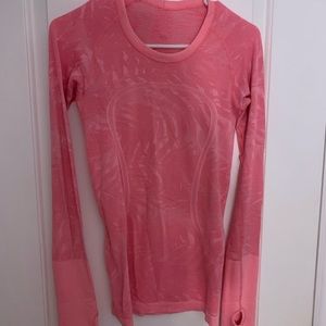 Lululemon Swiftly Tech Long Sleeve with Thumbholes
